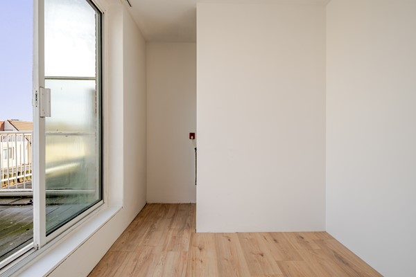 Medium property photo - Houtzagerssingel 120, 2512 XJ Den Haag